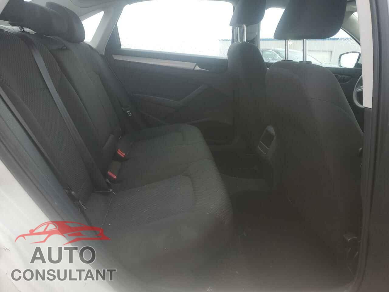 VOLKSWAGEN PASSAT 2014 - 1VWAP7A3XEC022219