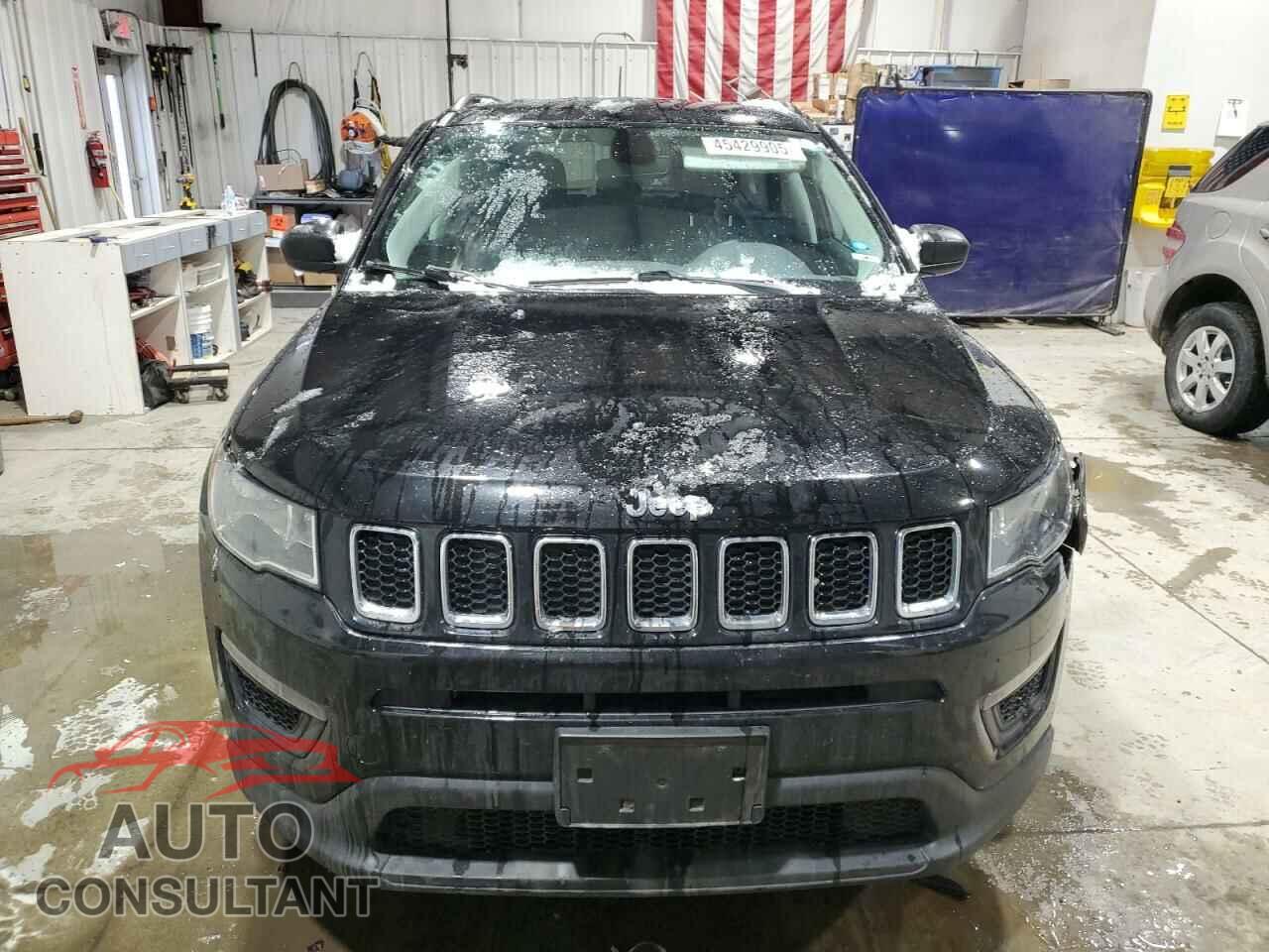 JEEP COMPASS 2019 - 3C4NJDAB0KT598753