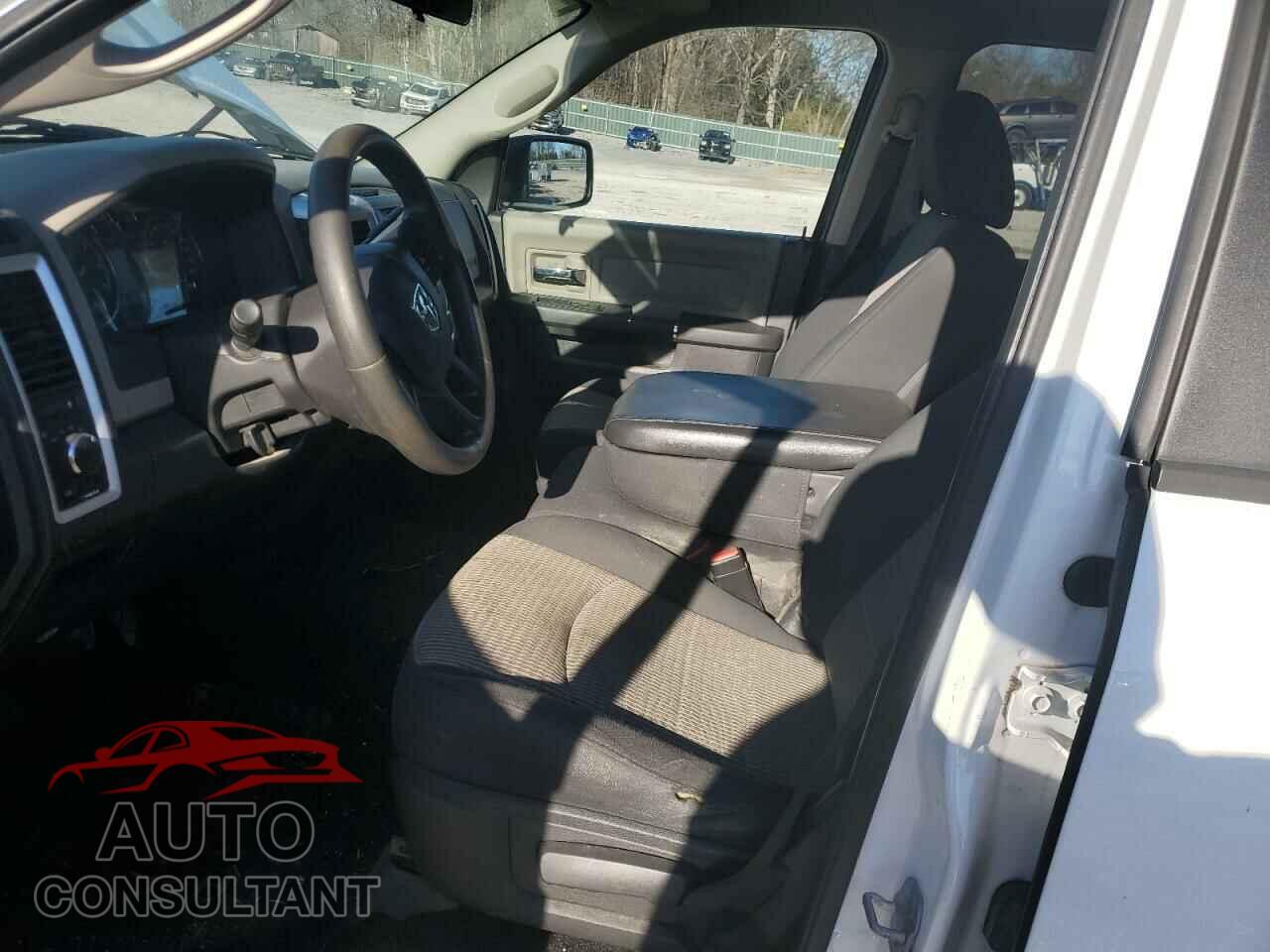 DODGE RAM 1500 2012 - 1C6RD7GP4CS294607