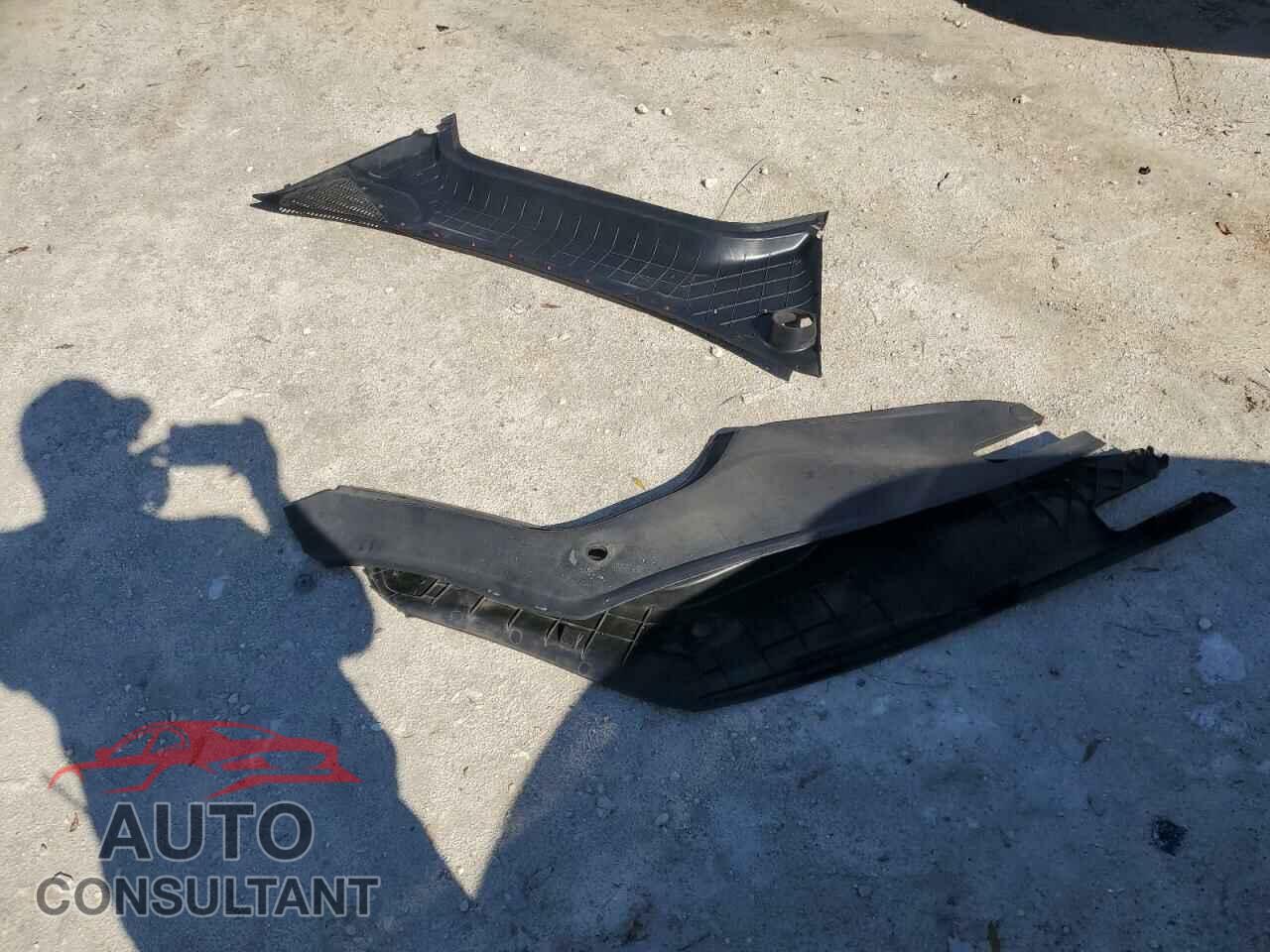 TESLA MODEL S 2015 - 5YJSA1H10FF082508