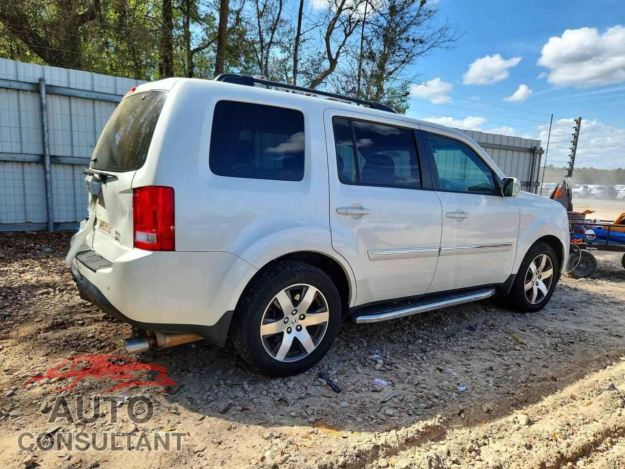 HONDA PILOT 2012 - 5FNYF4H98CB033572