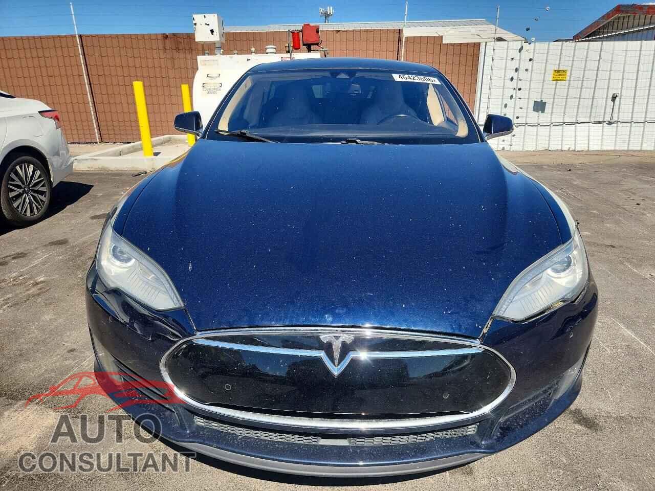 TESLA MODEL S 2015 - 5YJSA1S1XFF080564
