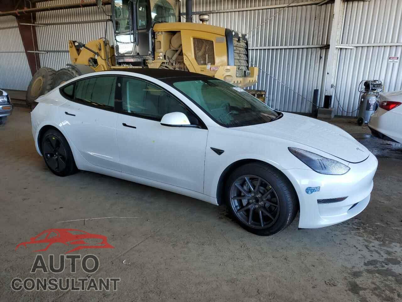 TESLA MODEL 3 2021 - 5YJ3E1EA2MF940393