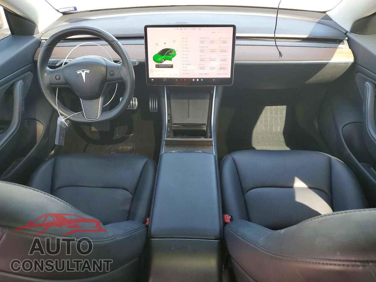 TESLA MODEL 3 2018 - 5YJ3E1EB3JF082615