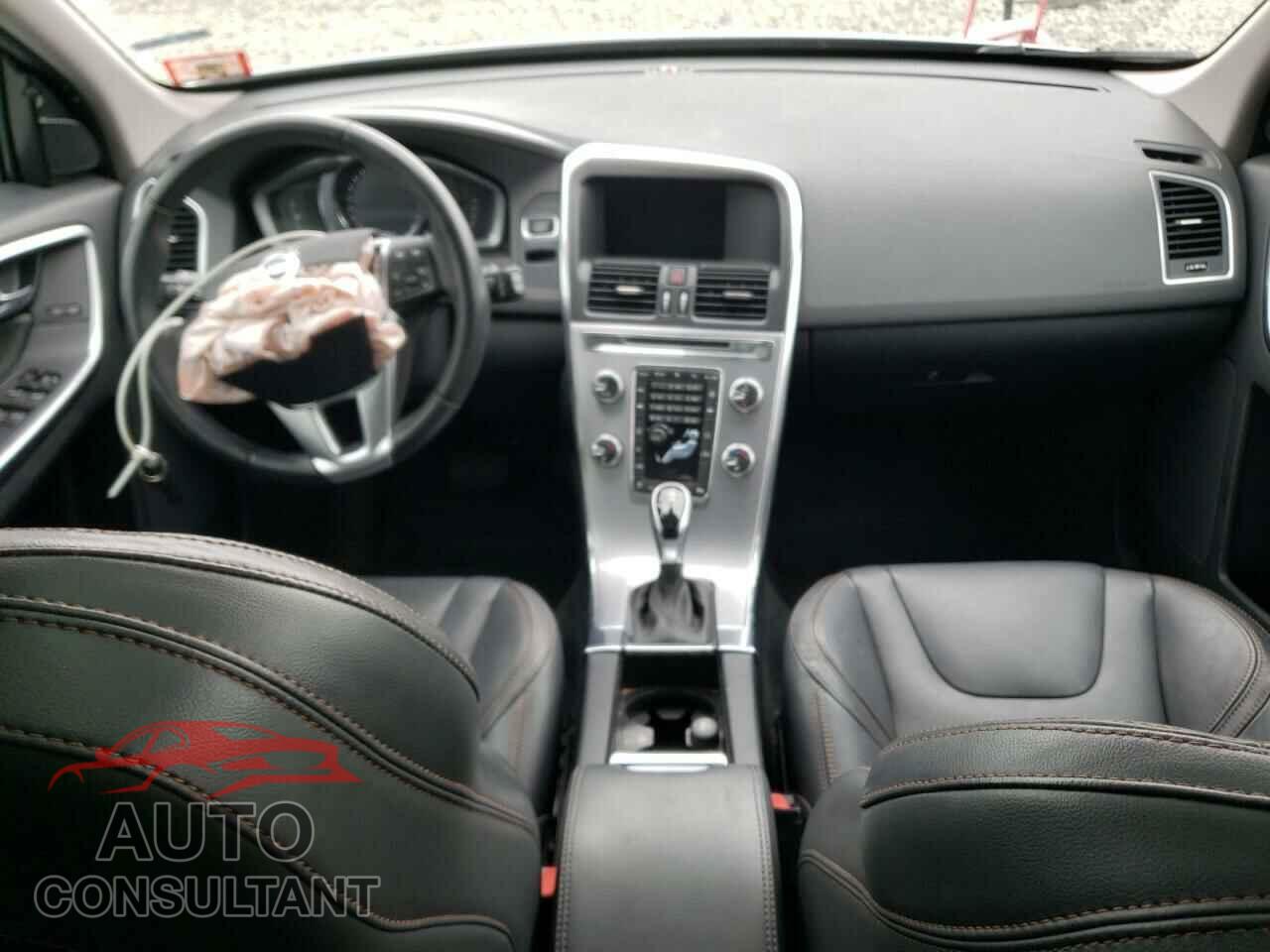VOLVO XC60 2017 - YV449MRR2H2213402