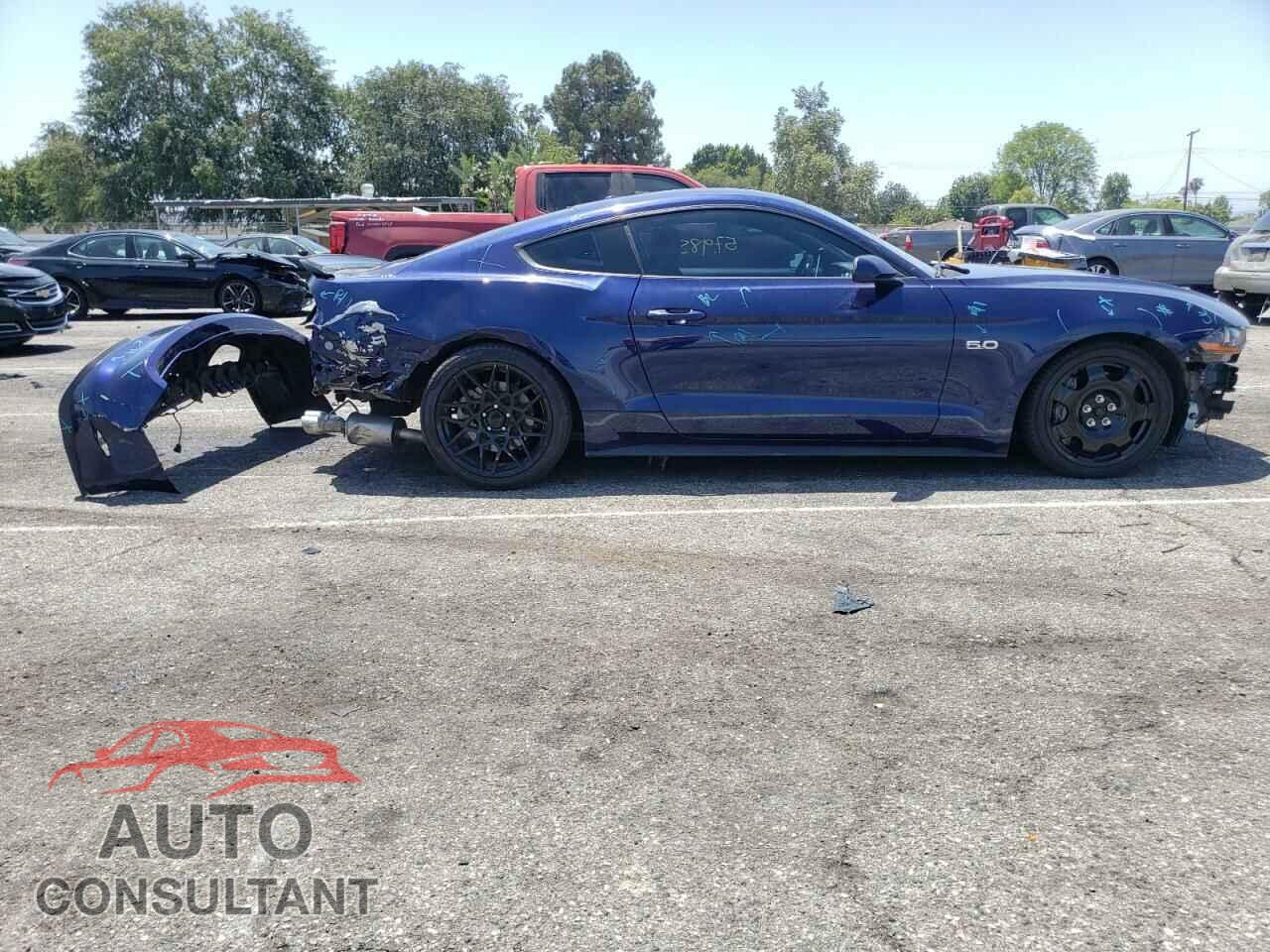 FORD MUSTANG 2019 - 1FA6P8CF9K5135008