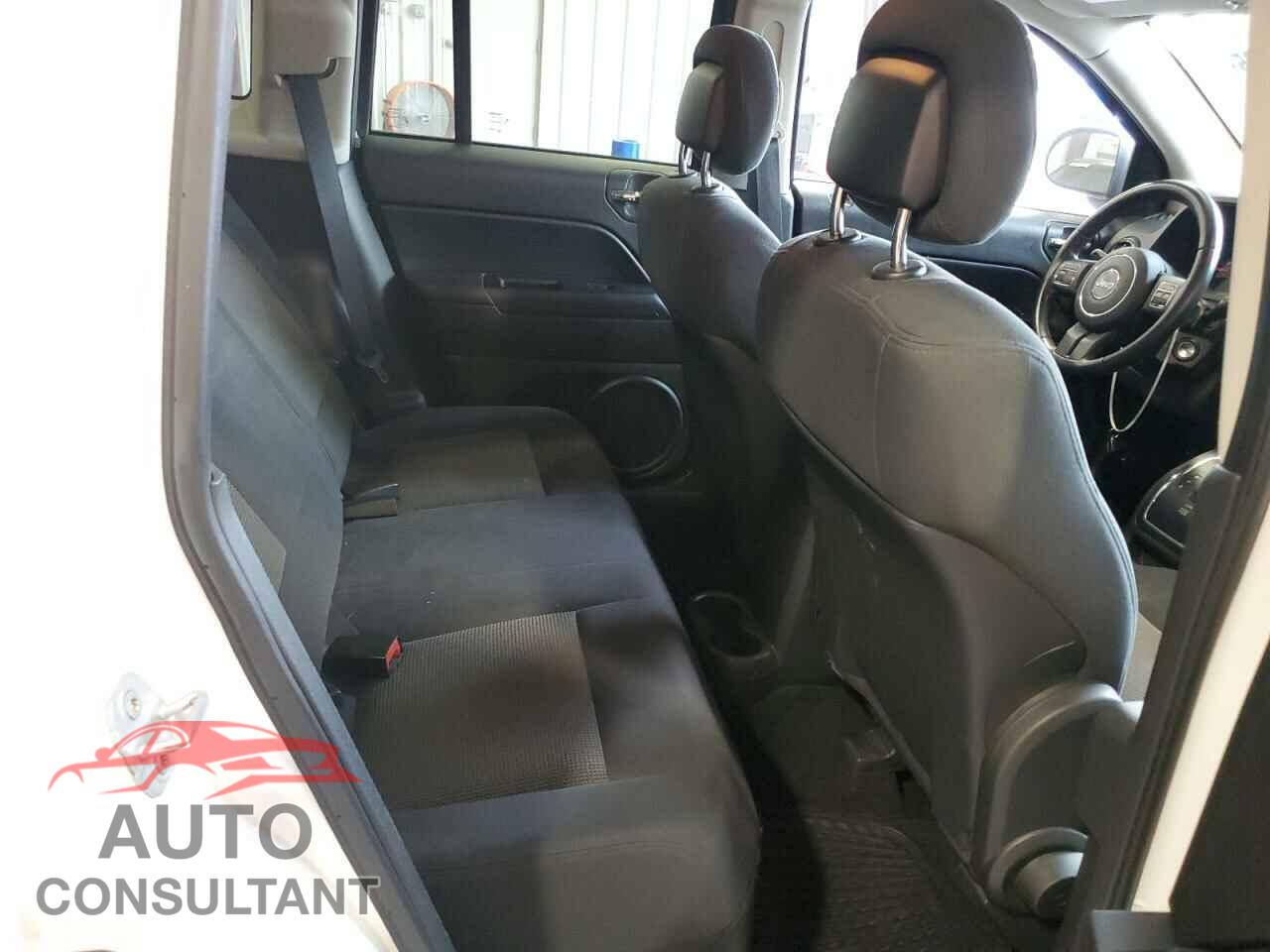 JEEP COMPASS 2011 - 1J4NF1FB2BD207059