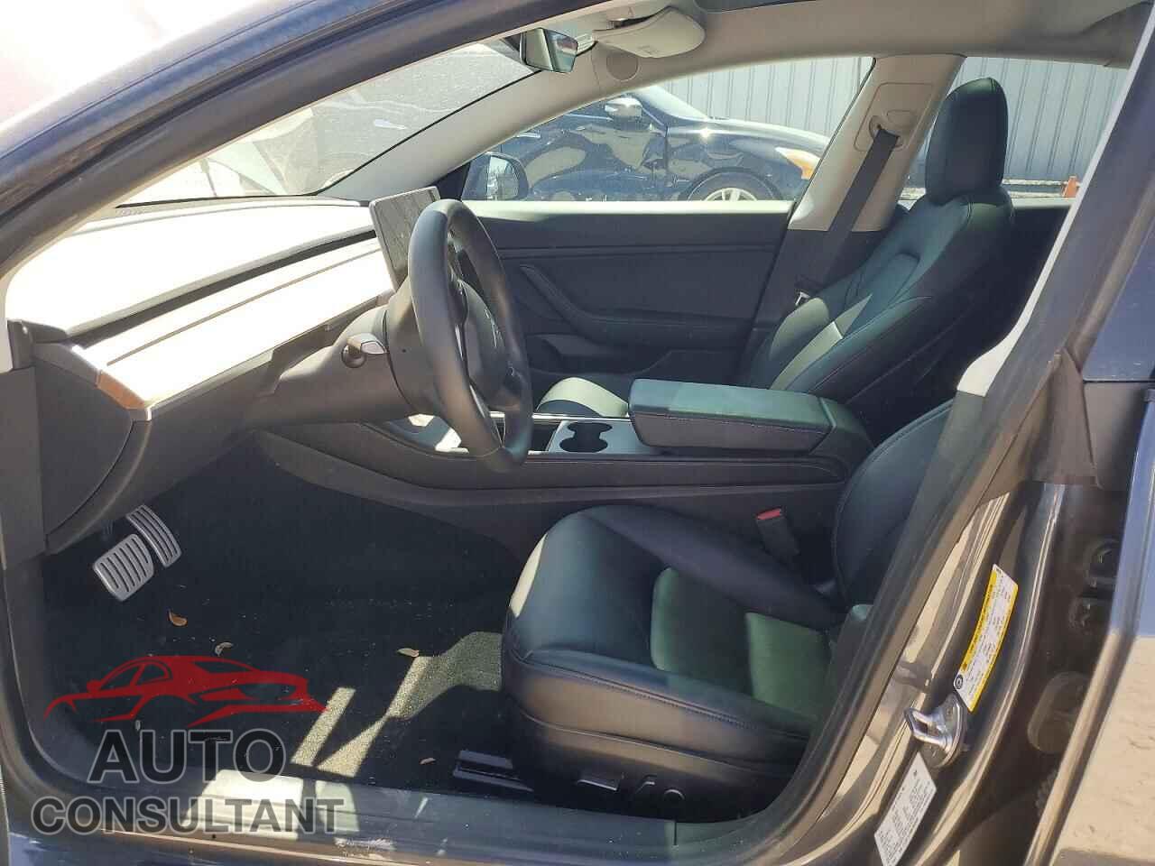 TESLA MODEL 3 2021 - 5YJ3E1EC0MF860690