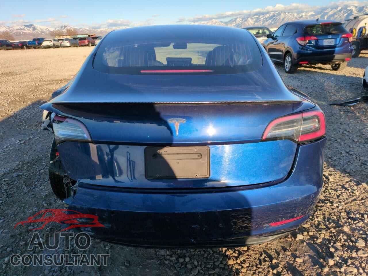 TESLA MODEL 3 2018 - 5YJ3E1EA1JF049796