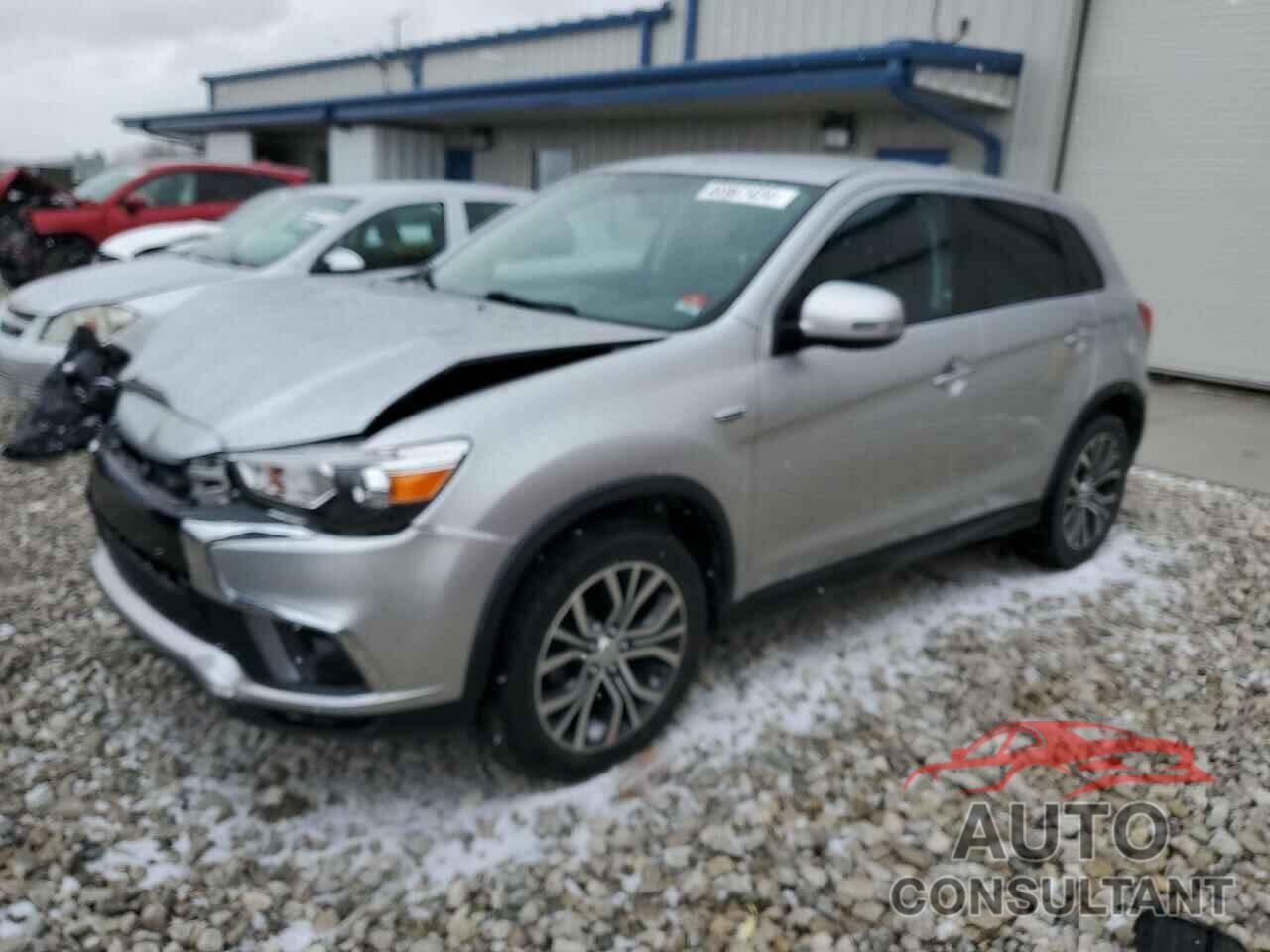 MITSUBISHI OUTLANDER 2018 - JA4AR3AW4JU013997