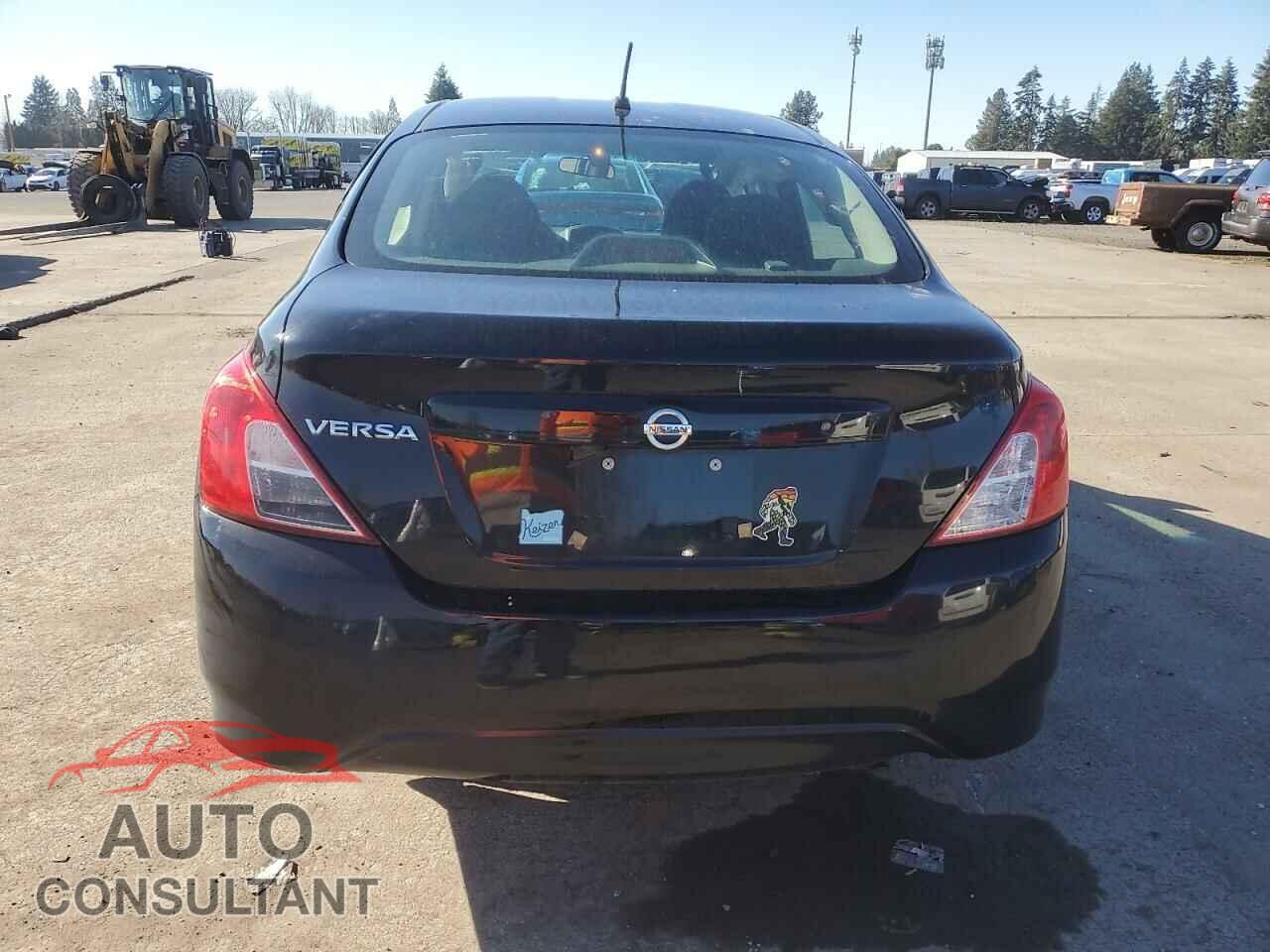 NISSAN VERSA 2017 - 3N1CN7AP1HL849588