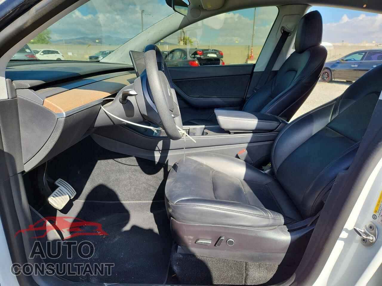 TESLA MODEL Y 2022 - 7SAYGDEF9NF390787