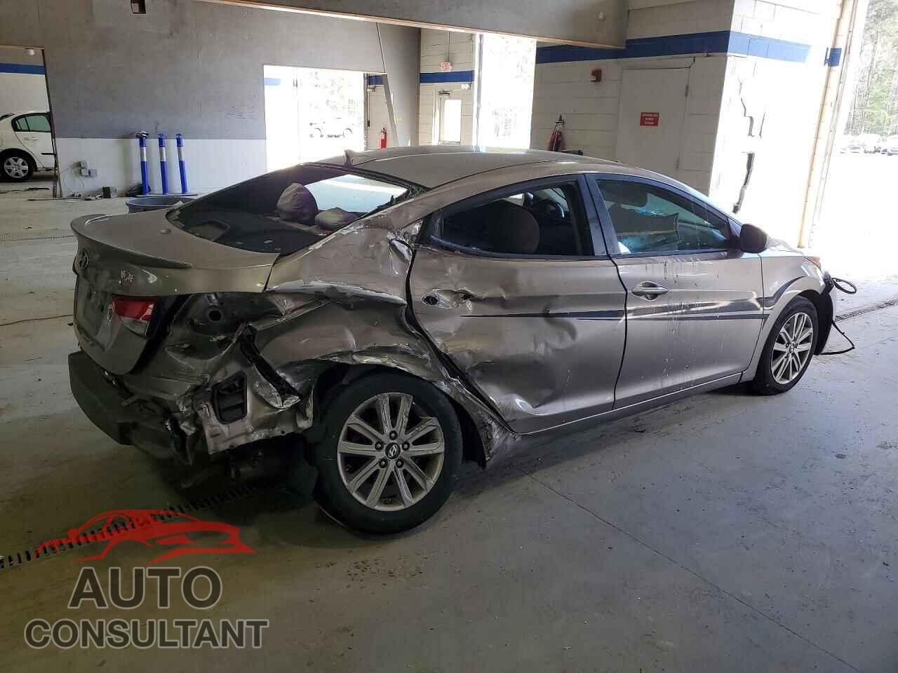 HYUNDAI ELANTRA 2015 - 5NPDH4AE1FH611291