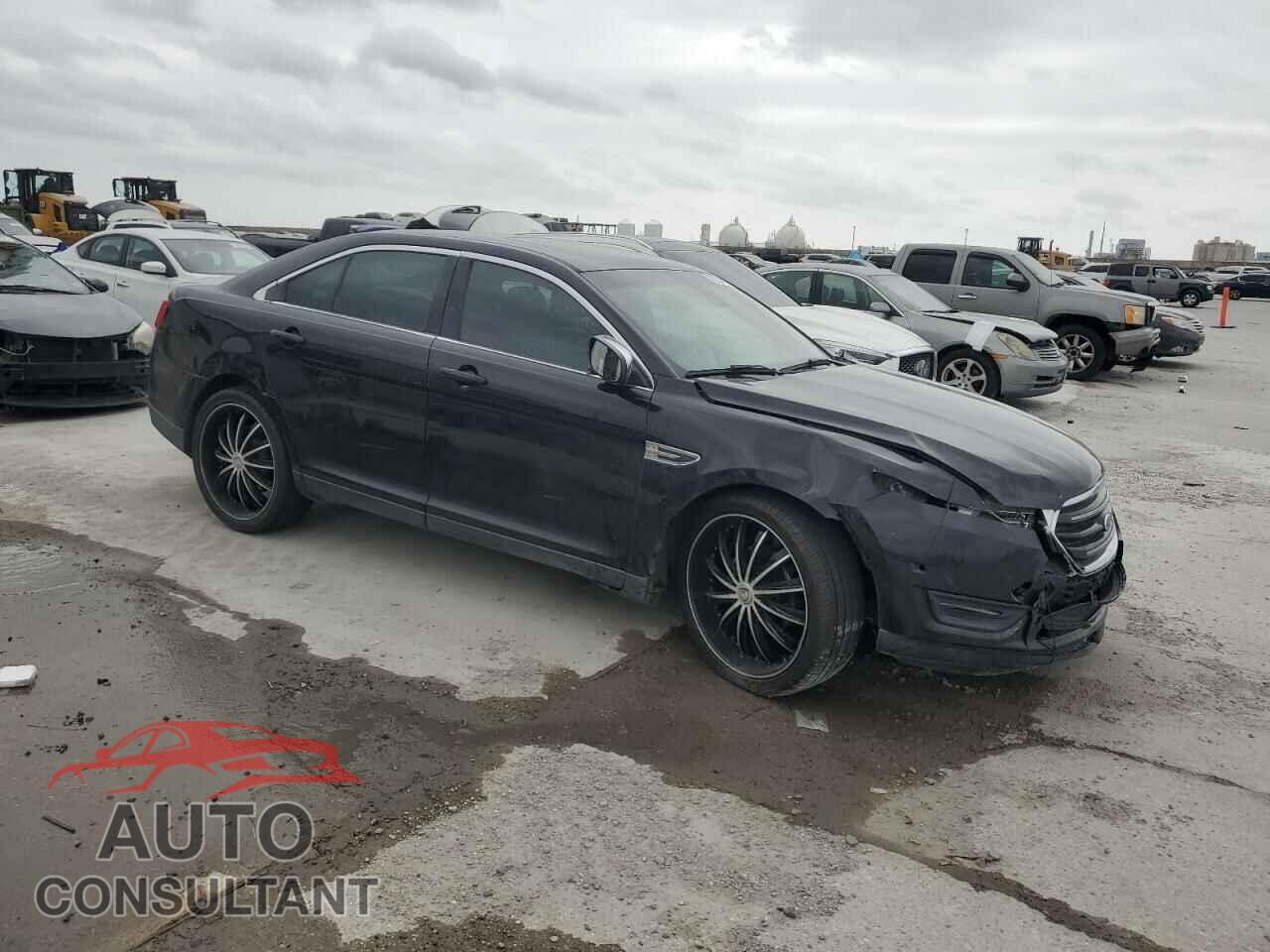FORD TAURUS 2013 - 1FAHP2F82DG168412