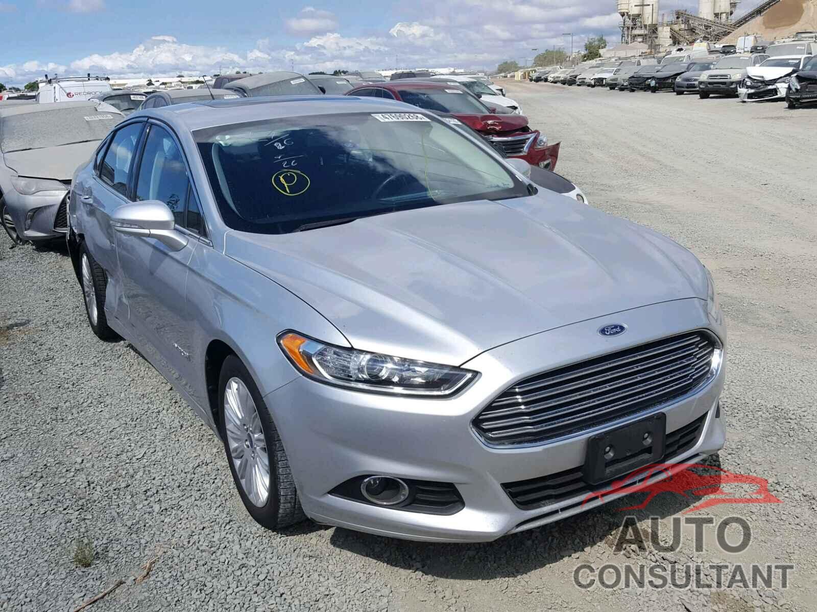 FORD FUSION 2015 - 3FA6P0LU1FR253279