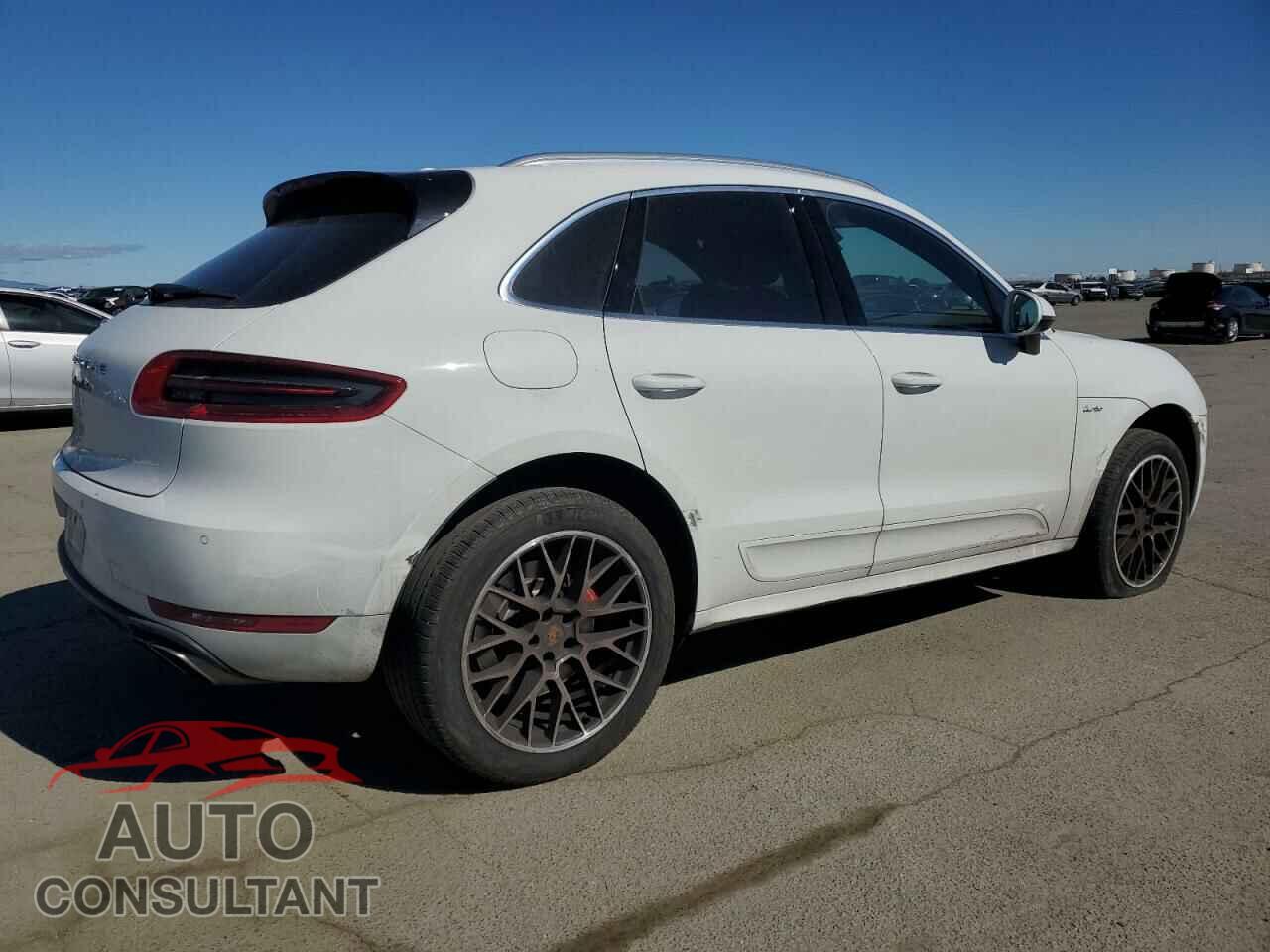 PORSCHE MACAN 2016 - WP1AF2A56GLB94758