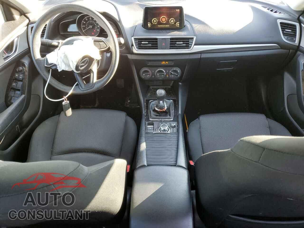 MAZDA 3 2017 - 3MZBN1U74HM131462