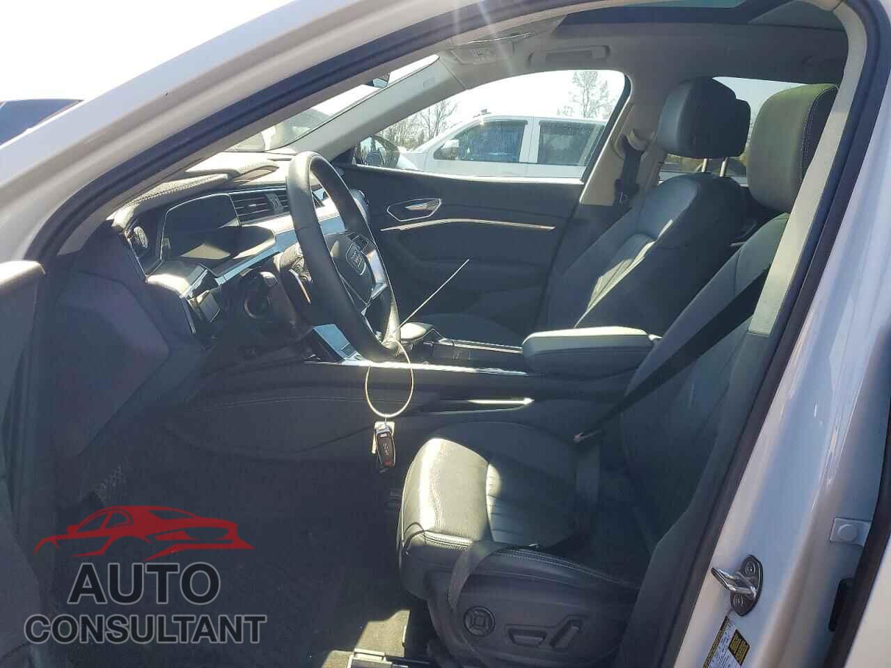 AUDI E-TRON 2022 - WA1AAAGE2NB043236