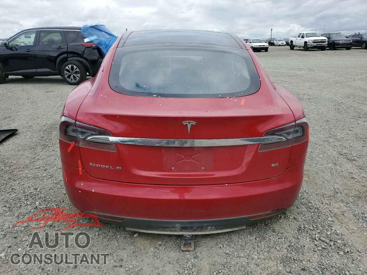 TESLA MODEL S 2013 - 5YJSA1CNXDFP14695