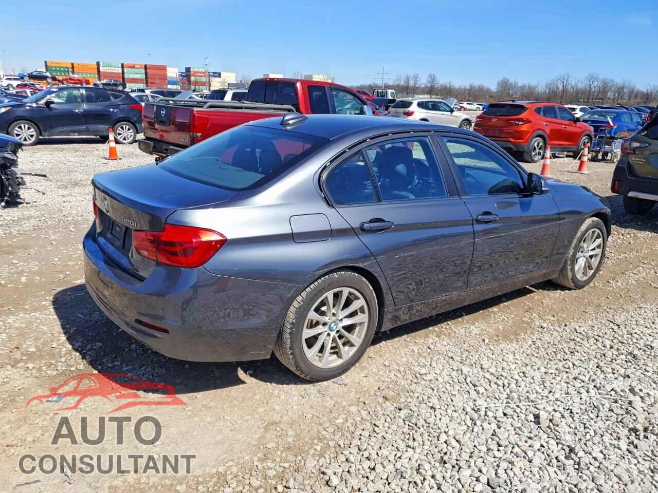 BMW 3 SERIES 2017 - WBA8A3C31HK692080