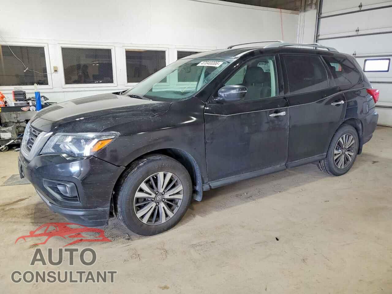 NISSAN PATHFINDER 2017 - 5N1DR2MM7HC914316