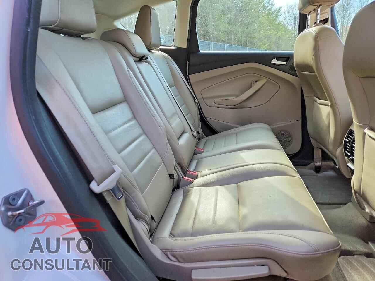 FORD CMAX 2014 - 1FADP5BUXEL516808