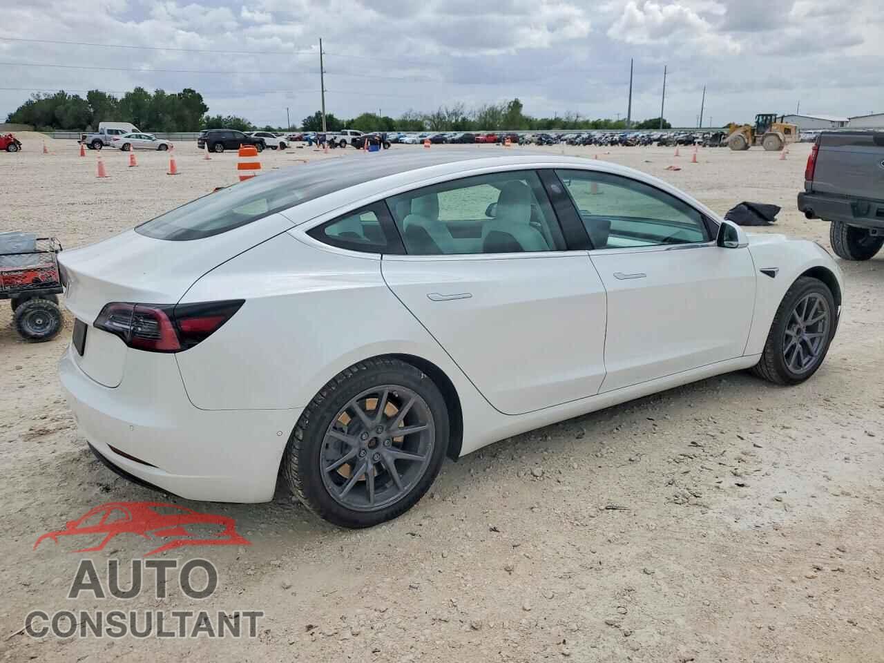 TESLA MODEL 3 2019 - 5YJ3E1EA4KF509227