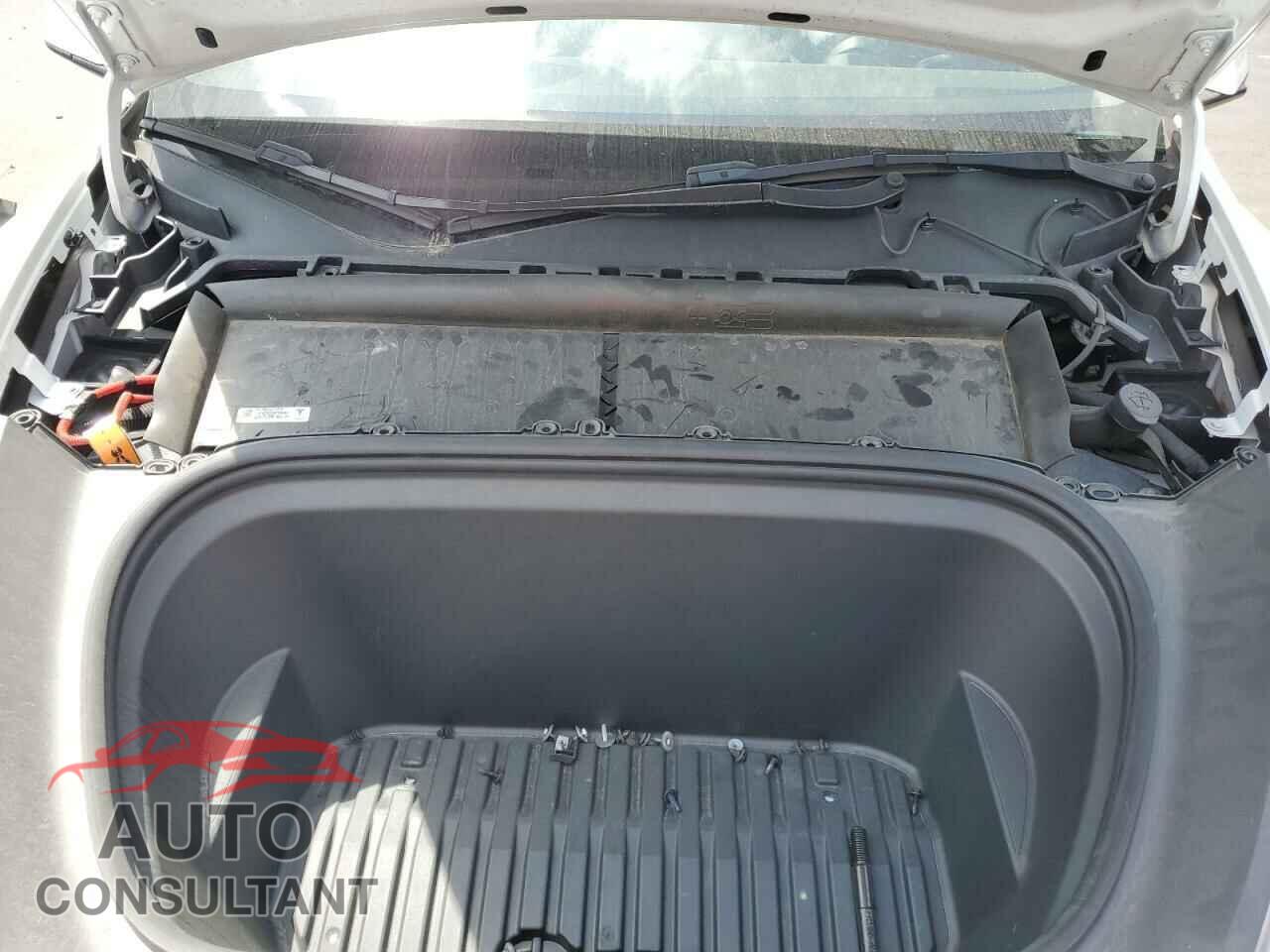 TESLA MODEL Y 2022 - 7SAYGAEE3NF314178