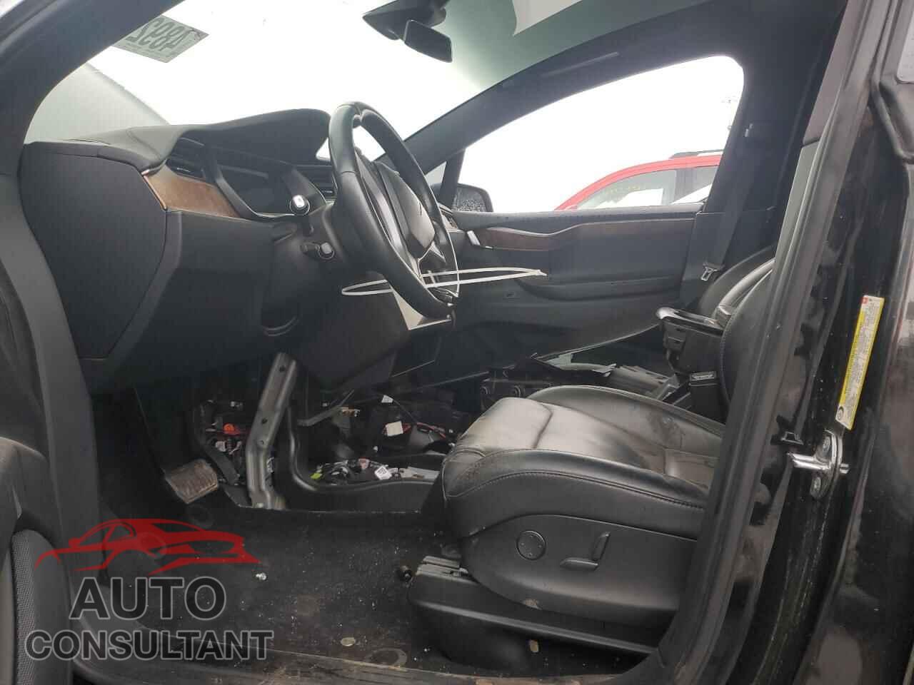 TESLA MODEL X 2019 - 5YJXCBE27KF192064
