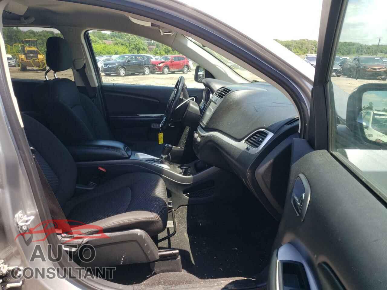 DODGE JOURNEY 2019 - 3C4PDCBB1KT778977