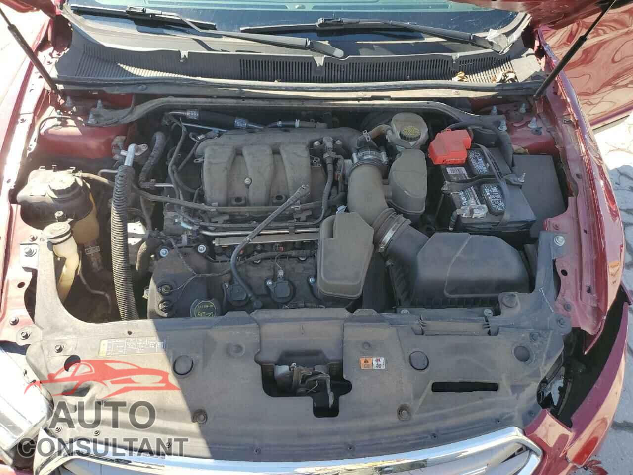FORD TAURUS 2017 - 1FAHP2E82HG120576