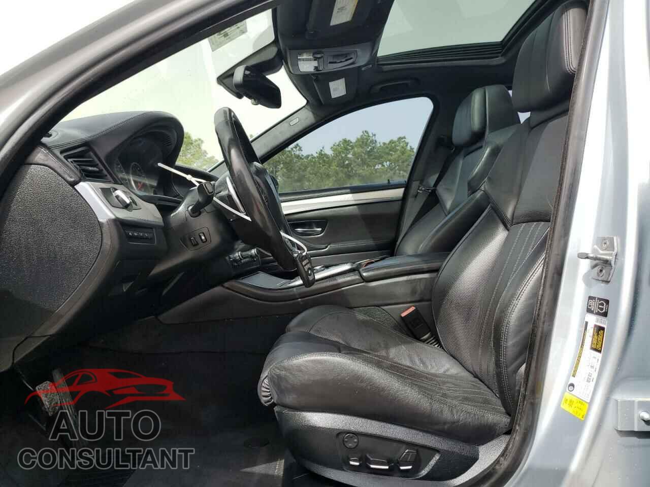 BMW M5 2013 - WBSFV9C53DD096706
