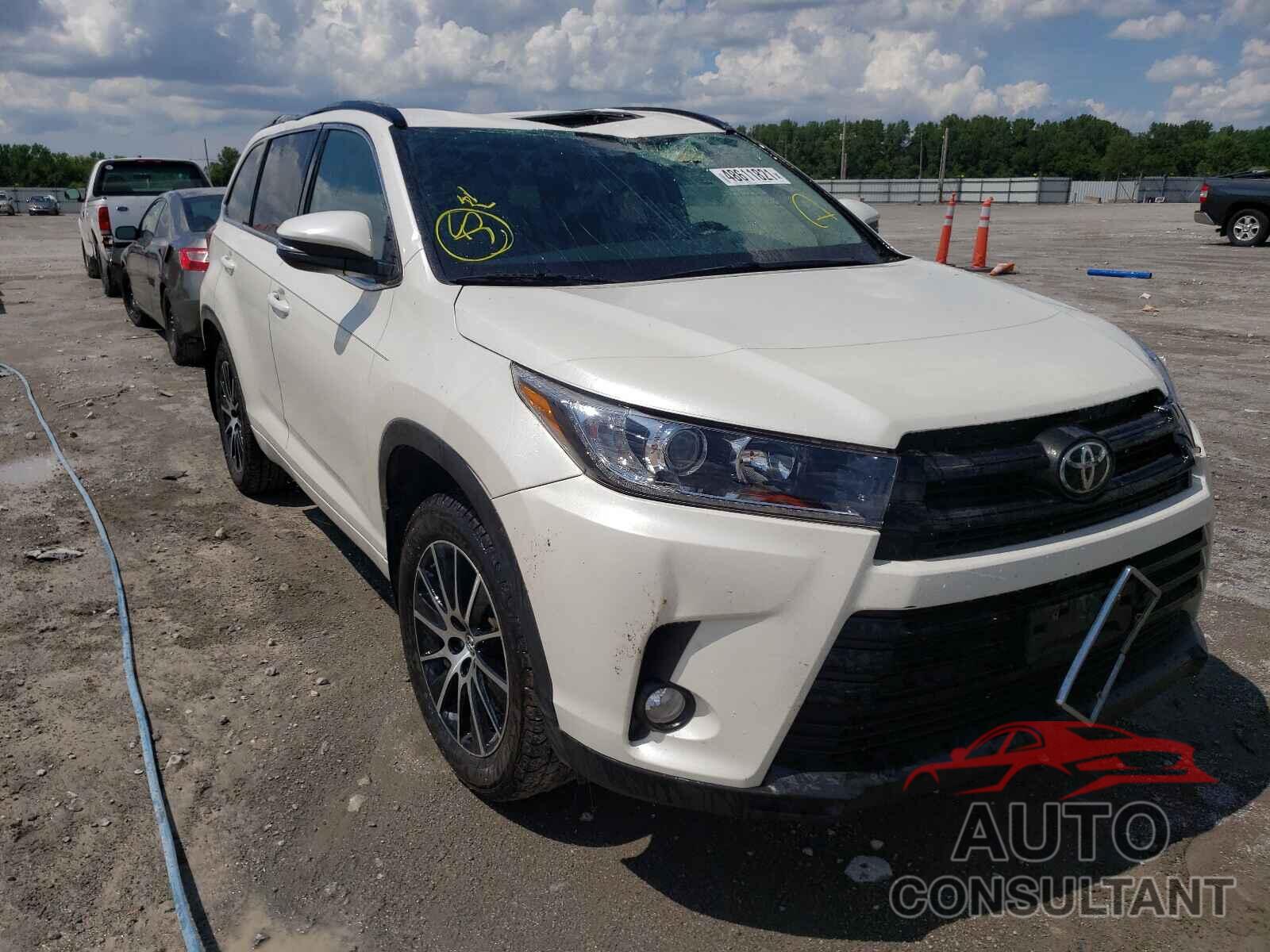 TOYOTA HIGHLANDER 2017 - 5TDJZRFH5HS517122