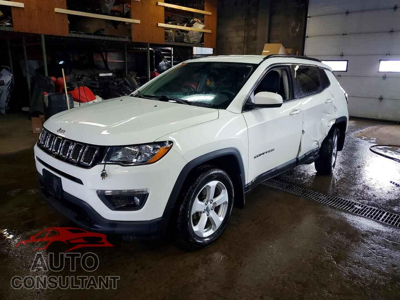 JEEP COMPASS 2018 - 3C4NJDBB1JT251364