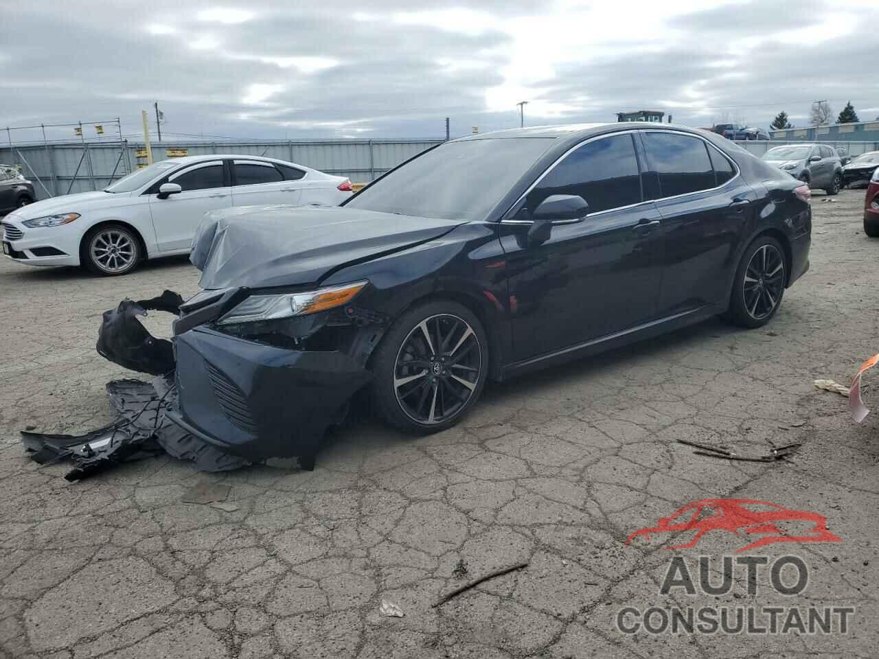 TOYOTA CAMRY 2018 - 4T1B61HK5JU072272