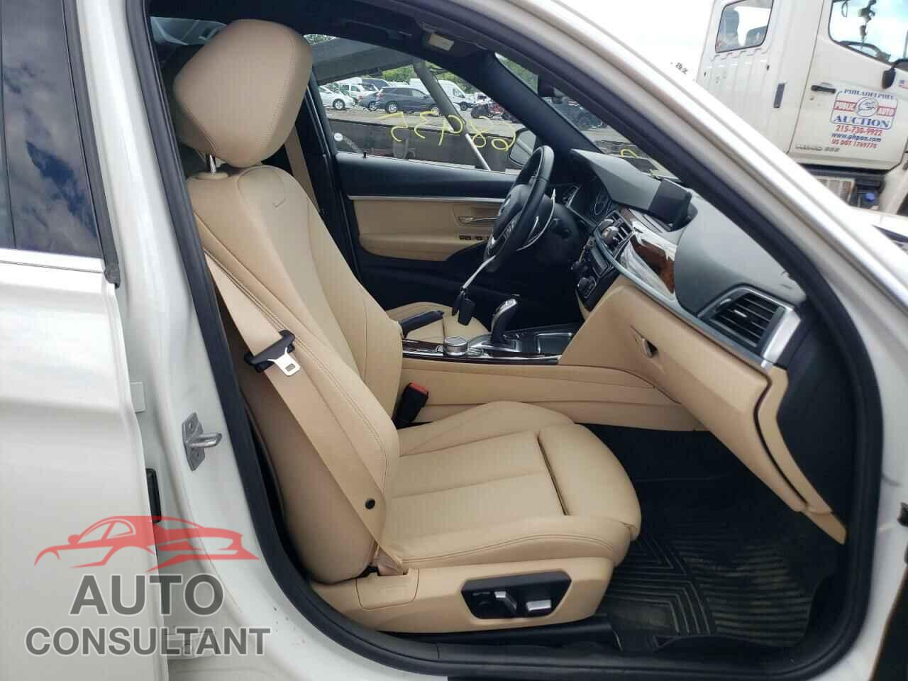 BMW 3 SERIES 2017 - WBA8D9C36HA011816