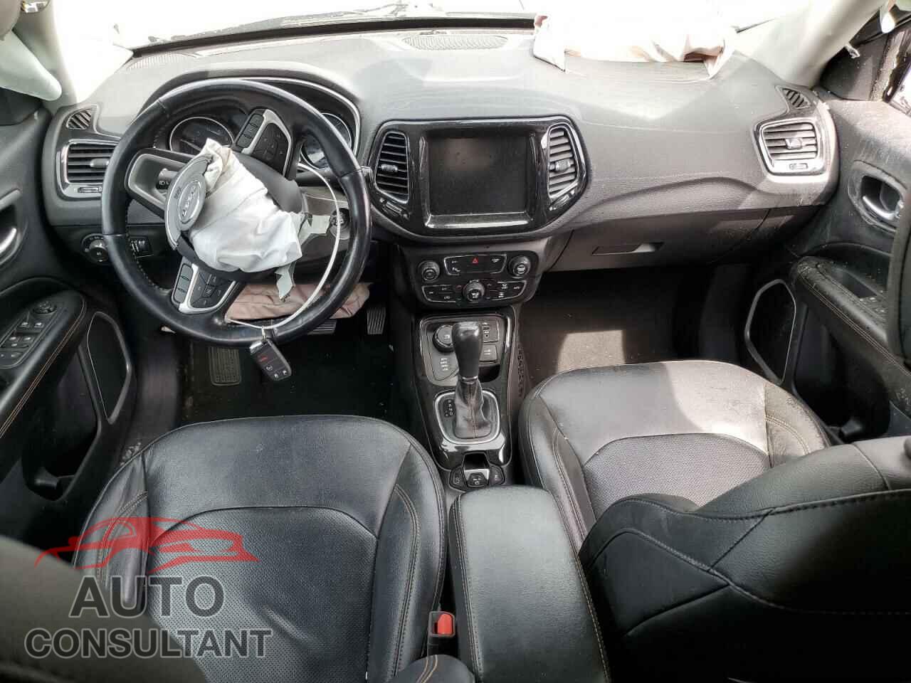 JEEP COMPASS 2020 - 3C4NJDCB0LT196780