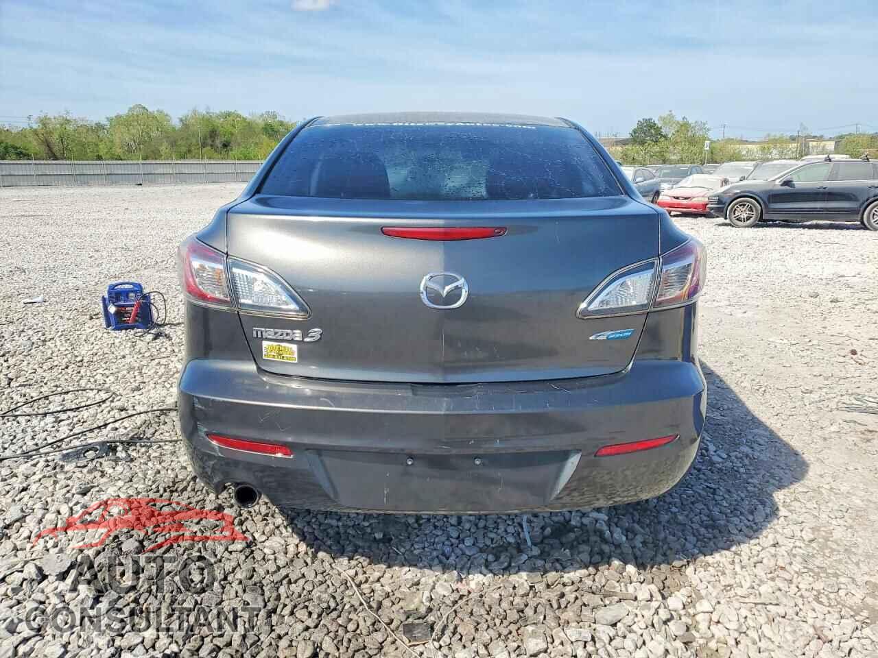 MAZDA 3 2013 - JM1BL1V85D1711536