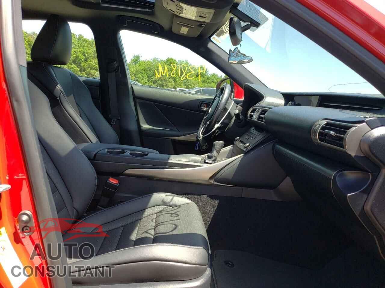 LEXUS IS 2016 - JTHCE1D2XG5012040