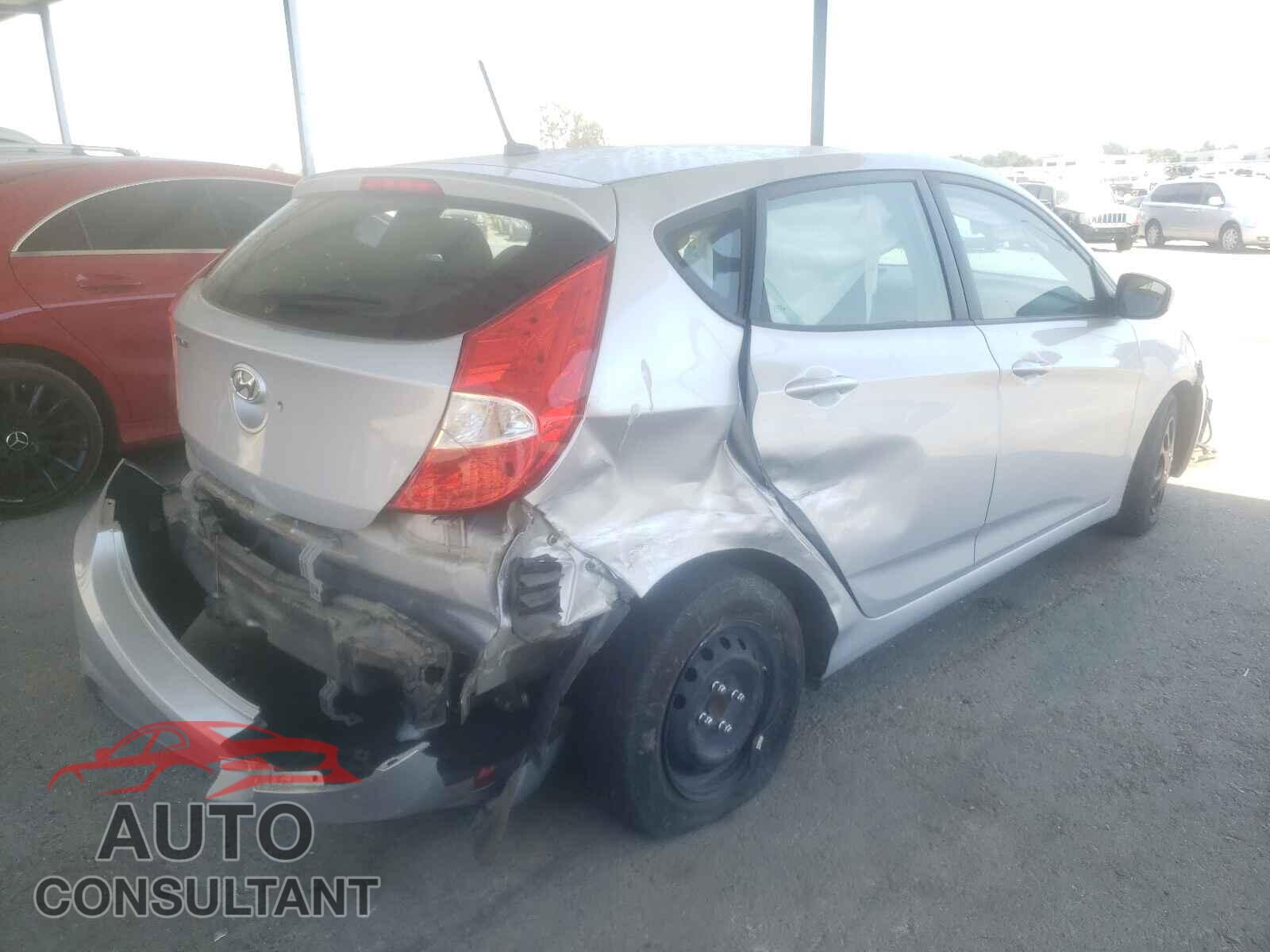HYUNDAI ACCENT 2017 - KMHCT5AE9HU331476