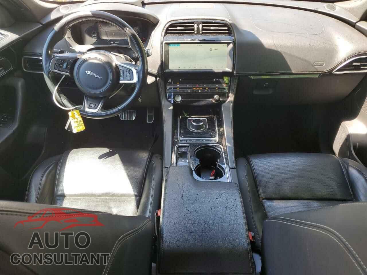 JAGUAR F-PACE 2017 - SADCL2BVXHA490773