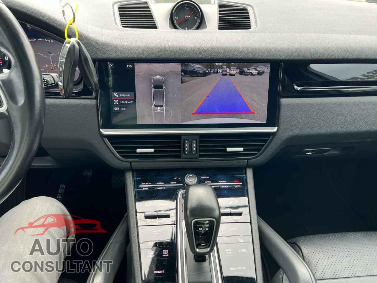 PORSCHE CAYENNE 2019 - WP1AA2AY0KDA14301