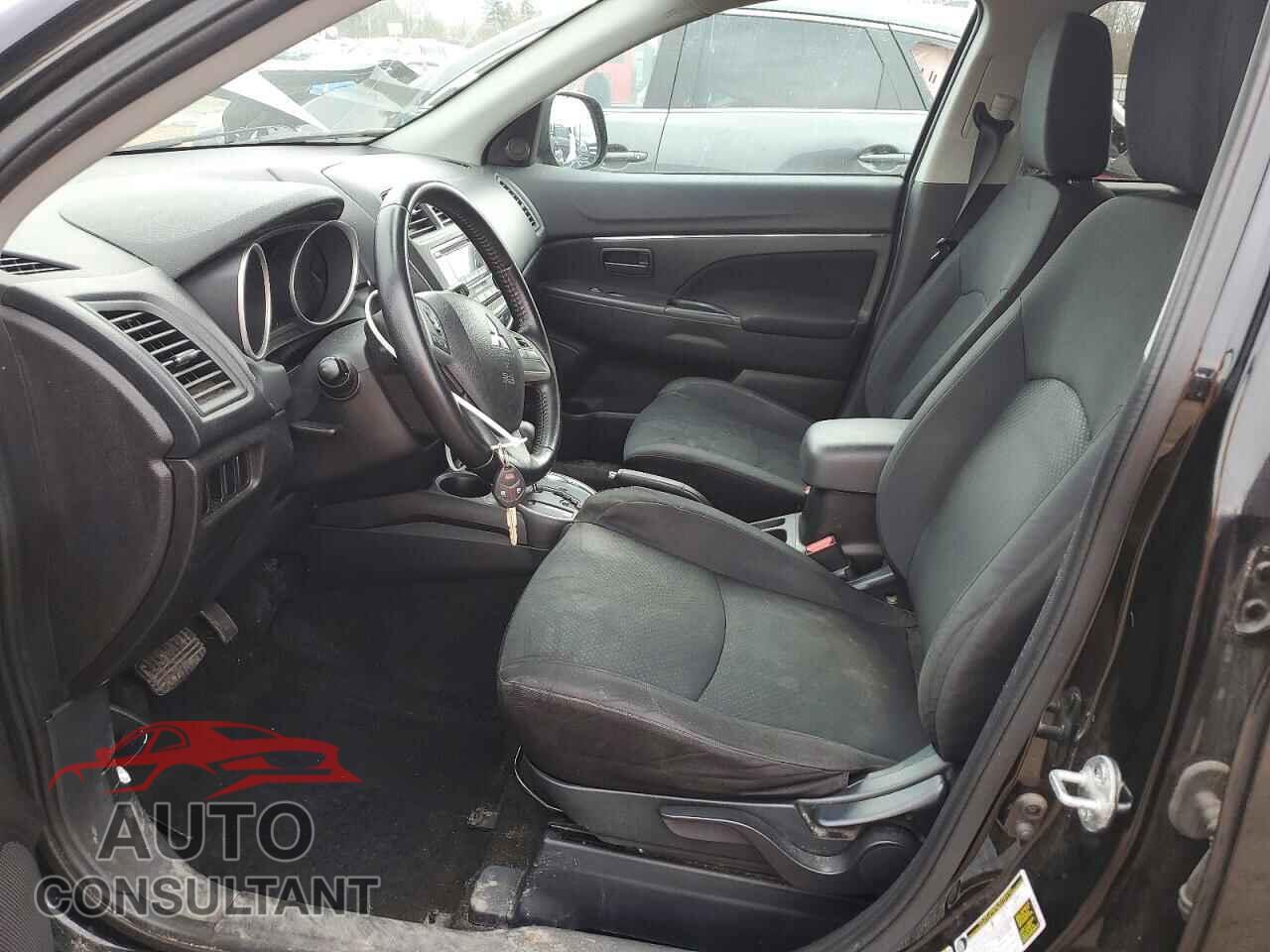 MITSUBISHI OUTLANDER 2015 - 4A4AP3AW5FE028255