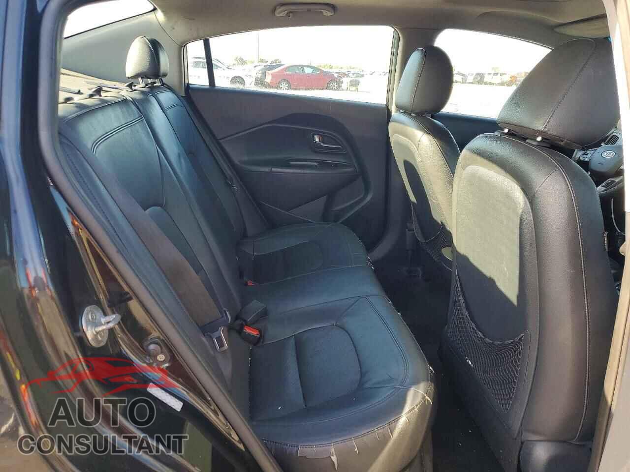 KIA RIO 2012 - KNADN4A37C6046944