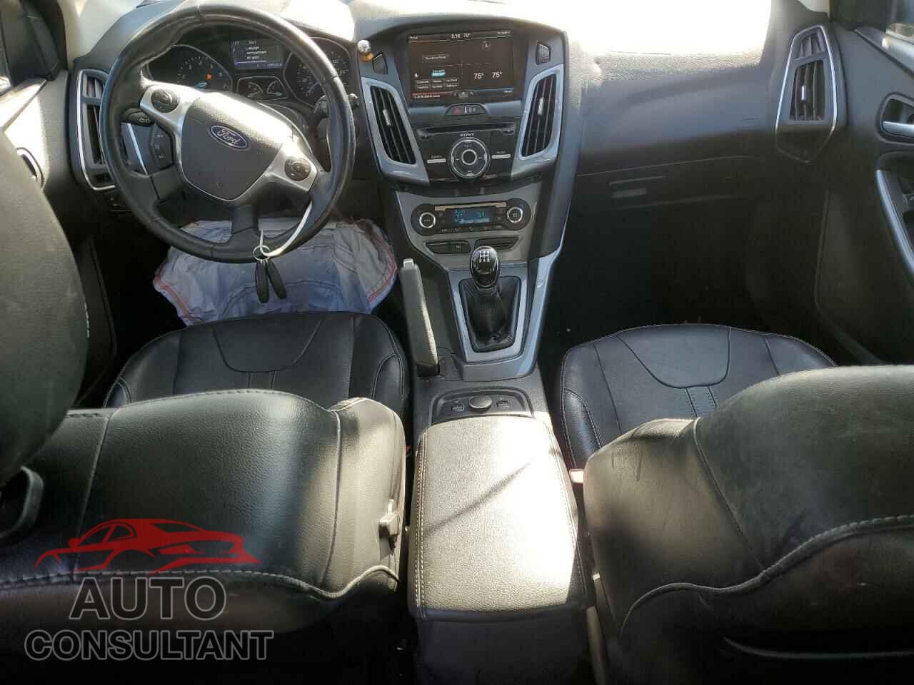 FORD FOCUS 2014 - 1FADP3N22EL185401