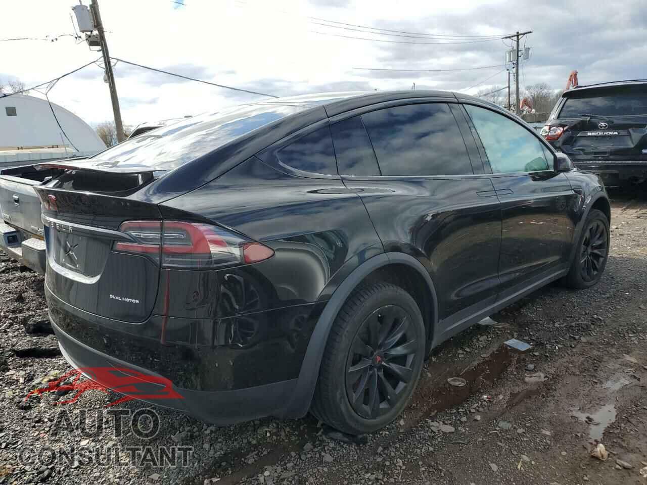 TESLA MODEL X 2020 - 5YJXCDE24LF262648