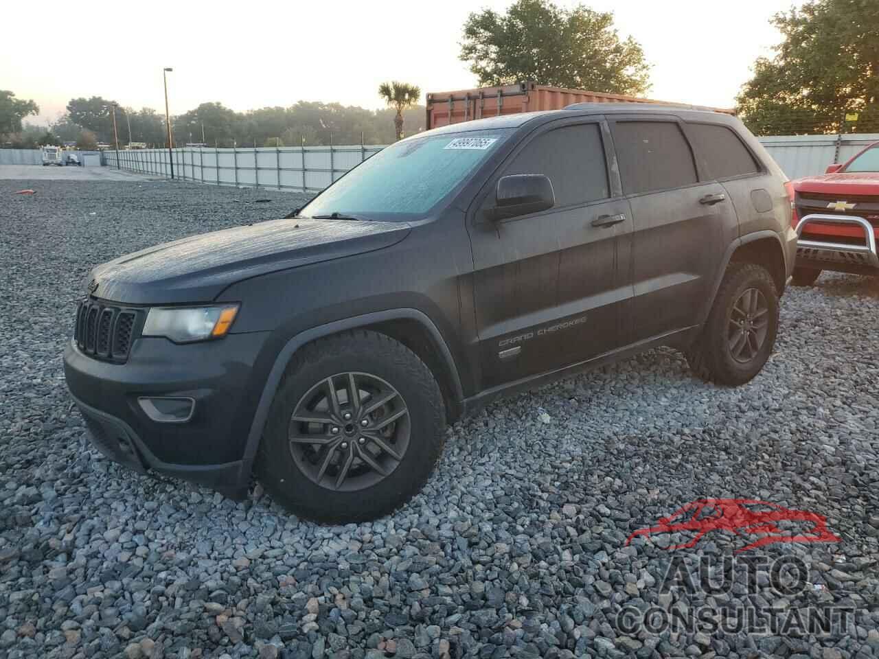 JEEP GRAND CHER 2017 - 1C4RJEAG5HC647579