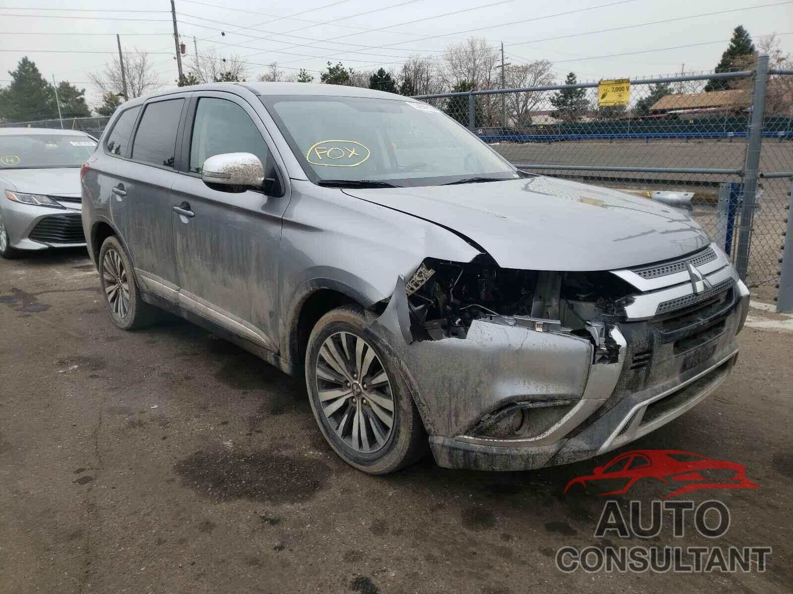 MITSUBISHI OUTLANDER 2019 - JA4AD3A34KZ031912