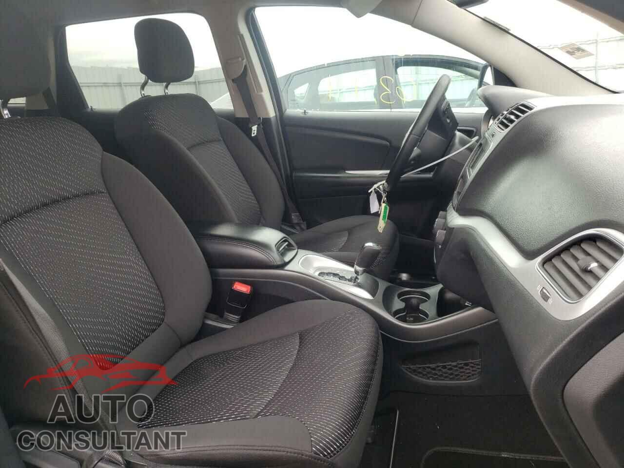 DODGE JOURNEY 2017 - 3C4PDCBB2HT705707