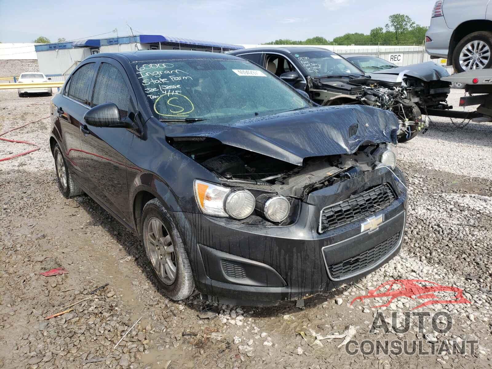 CHEVROLET SONIC 2016 - 1G1JC5SH5G4174878